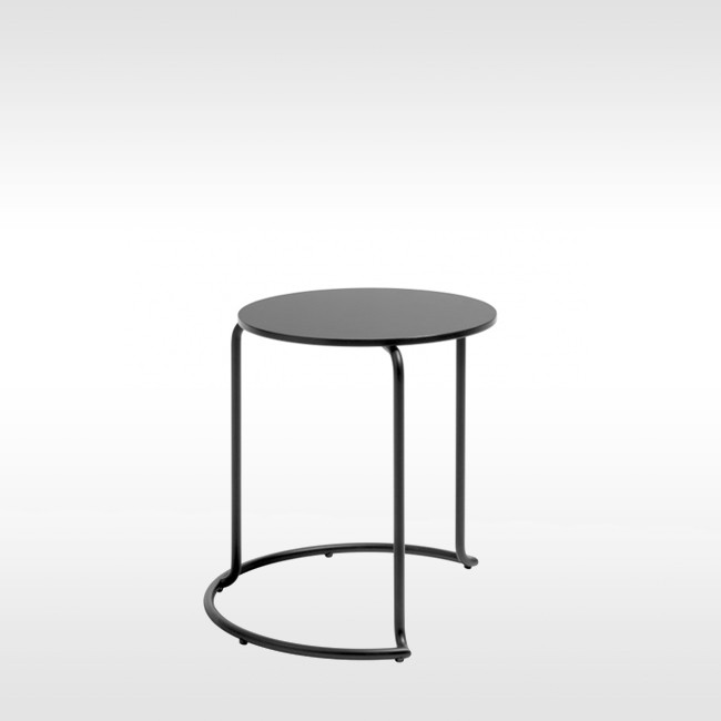 Artek bijzettafel 606 Side Table door Alvar Aalto