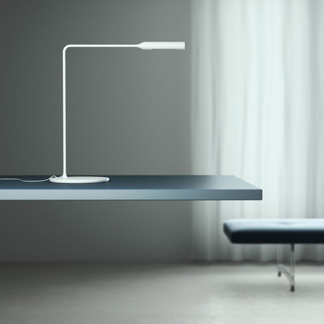 Lumina bureaulamp Flo Desk door Foster+Partners