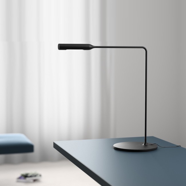 Lumina bureaulamp Flo Desk door Foster+Partners