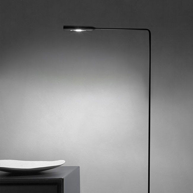 Lumina vloerlamp Flo Lounge door Foster+Partners