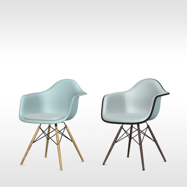 Vitra stoel Eames Plastic Armchair DAW Ijsgrijs bekleed door Charles & Ray Eames